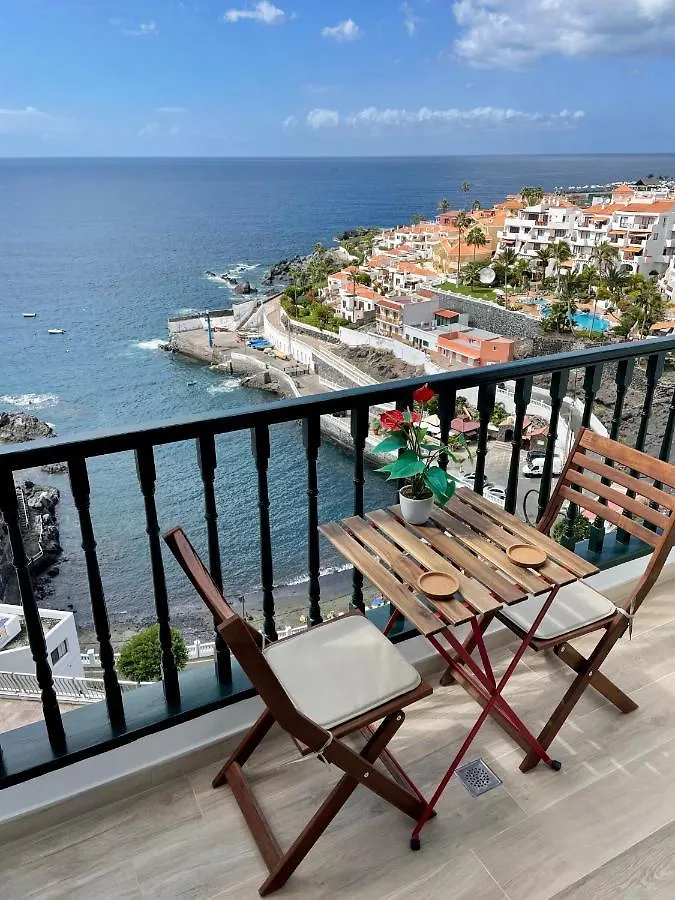 Amazing Sea Views From Cozy Studio. location